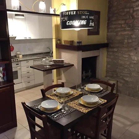 Delizioso Francesco House Family Ассизи