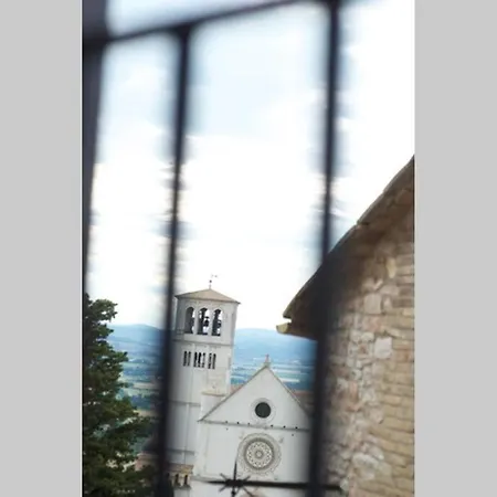 Delizioso Francesco House Family