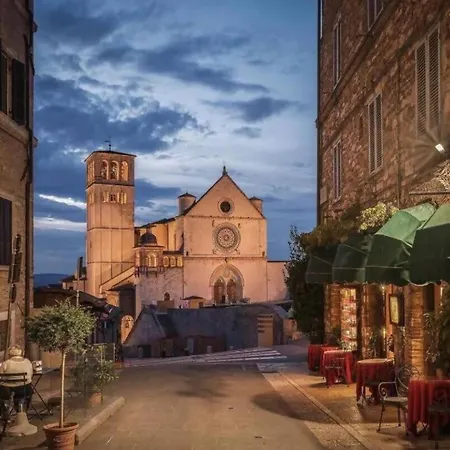 Delizioso Francesco House Family Assisi